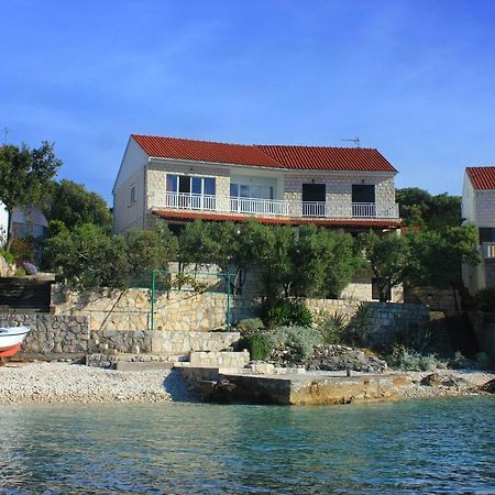 Apartment Tri Zala 174b Zrnovo Bagian luar foto